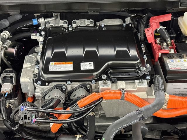 Certified 2024 Subaru Solterra w/ Limited Package AWD/4WD image 33