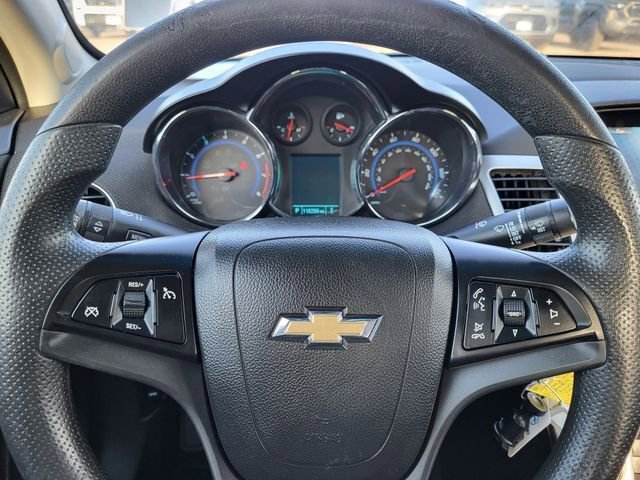 Used 2015 Chevrolet Cruze LT FWD image 15