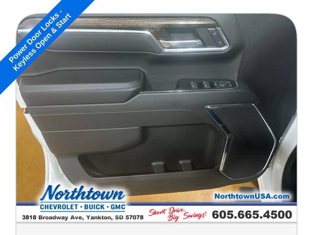 Used 2022 GMC Sierra 1500 Elevation w/ LPO, Elevation Black Package AWD/4WD image 10