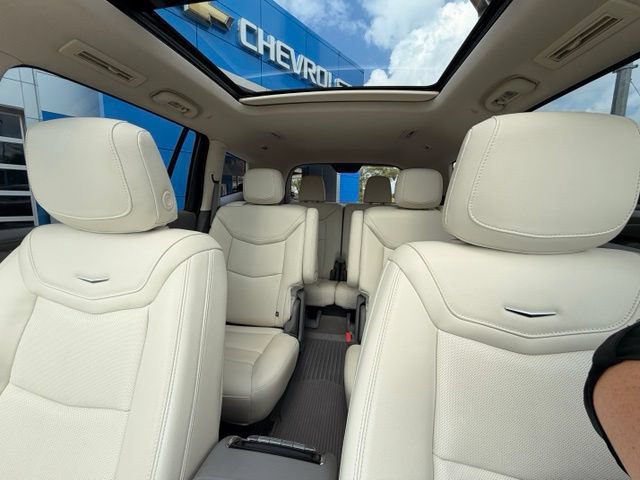 Used 2024 Cadillac XT6 Premium Luxury w/ Technology Package AWD/4WD image 30