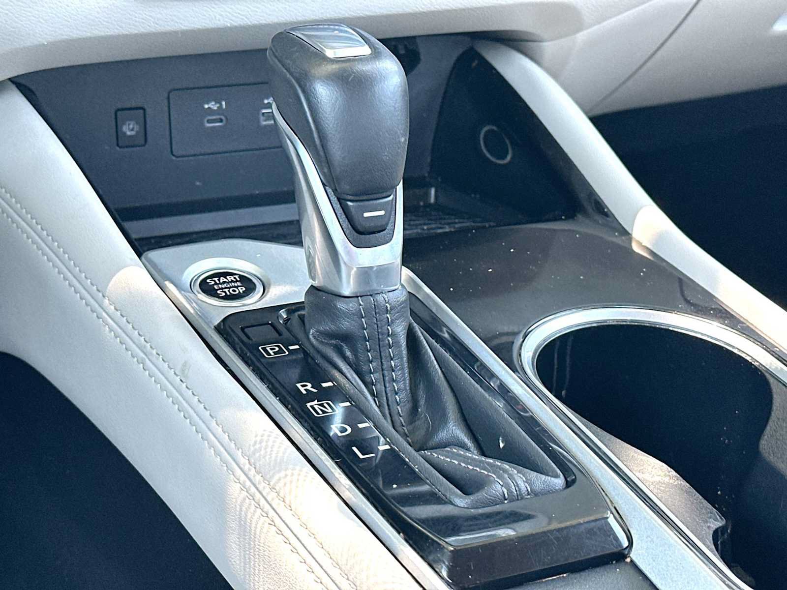 Used 2024 Nissan Altima 2.5 SL FWD image 21