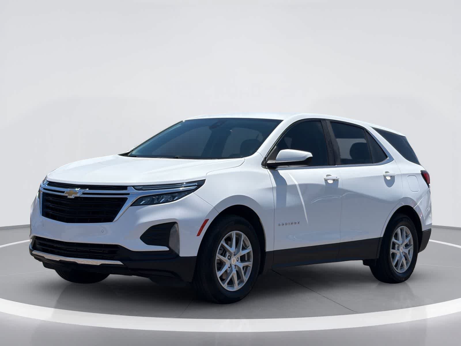 Used 2023 Chevrolet Equinox LT FWD image 2