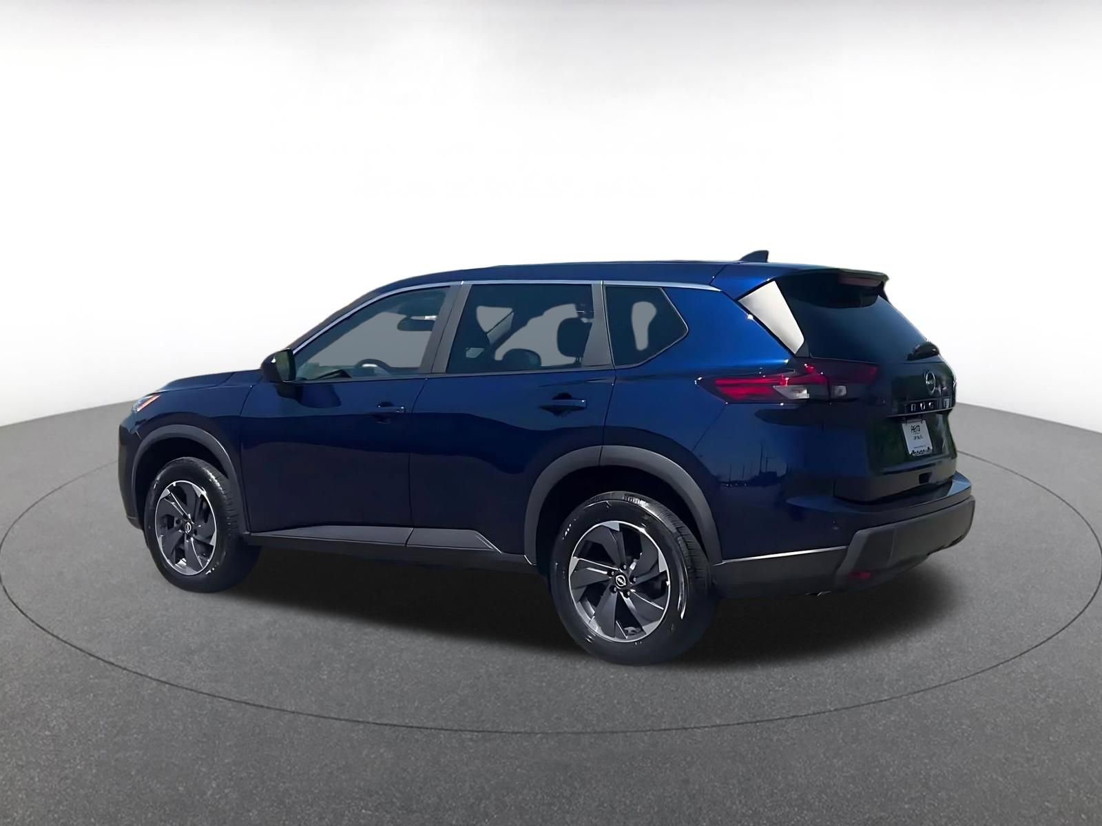 Used 2025 Nissan Rogue SV FWD image 10