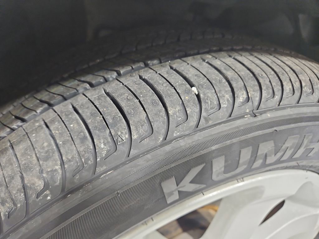 Used 2012 Nissan Sentra 2.0 SR image 26