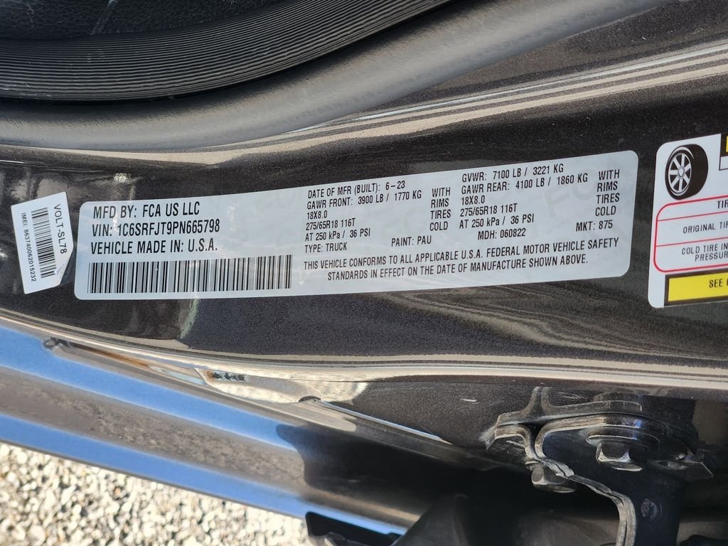 Used 2023 RAM 1500 Laramie AWD/4WD image 33