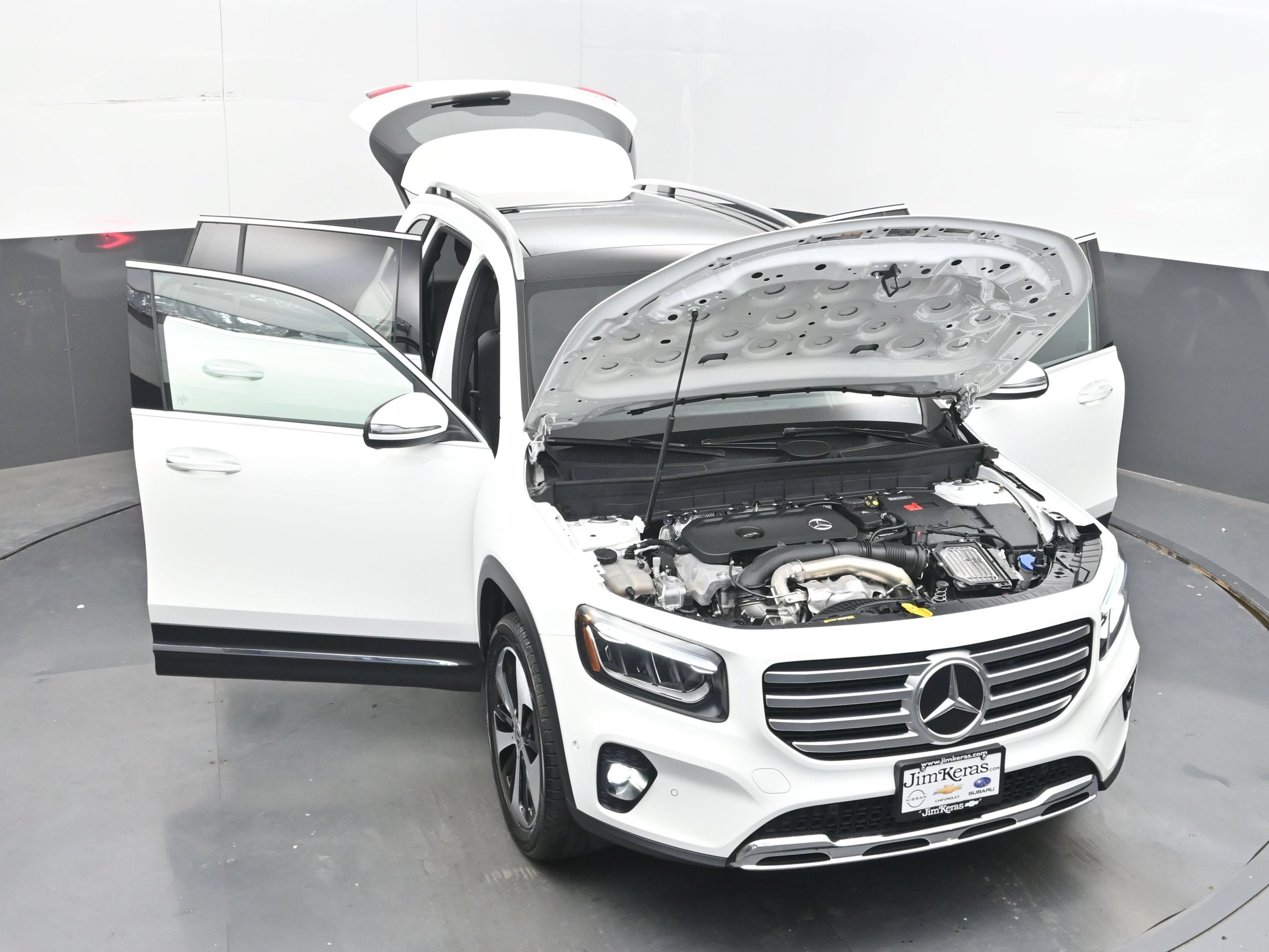 Used 2025 Mercedes-Benz GLB 250 4MATIC image 39