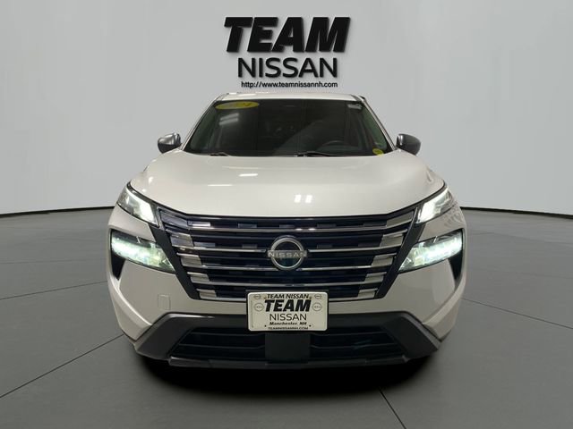 Certified 2024 Nissan Rogue S AWD/4WD image 2