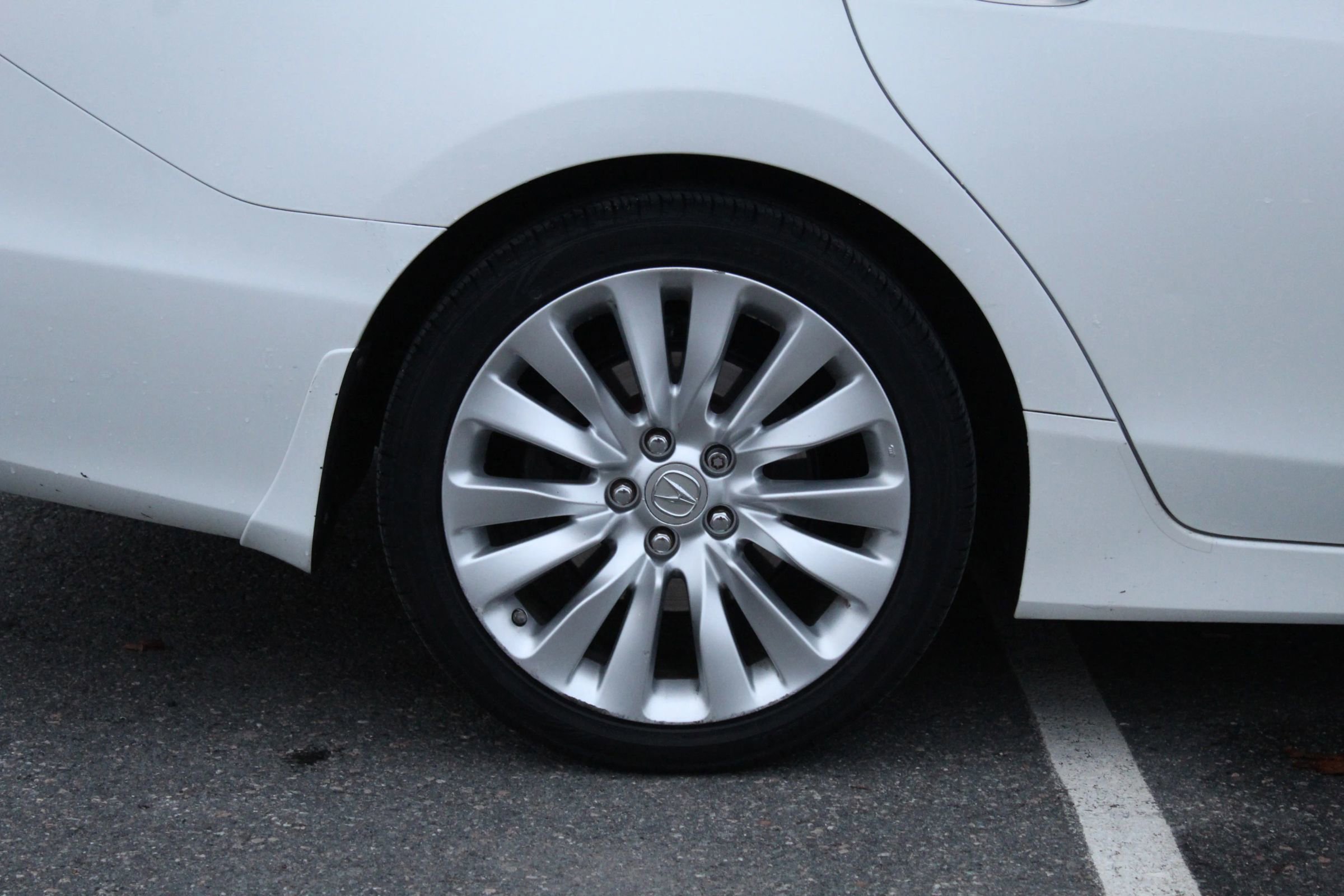 Used 2015 Acura RLX w/ Technology Package image 36