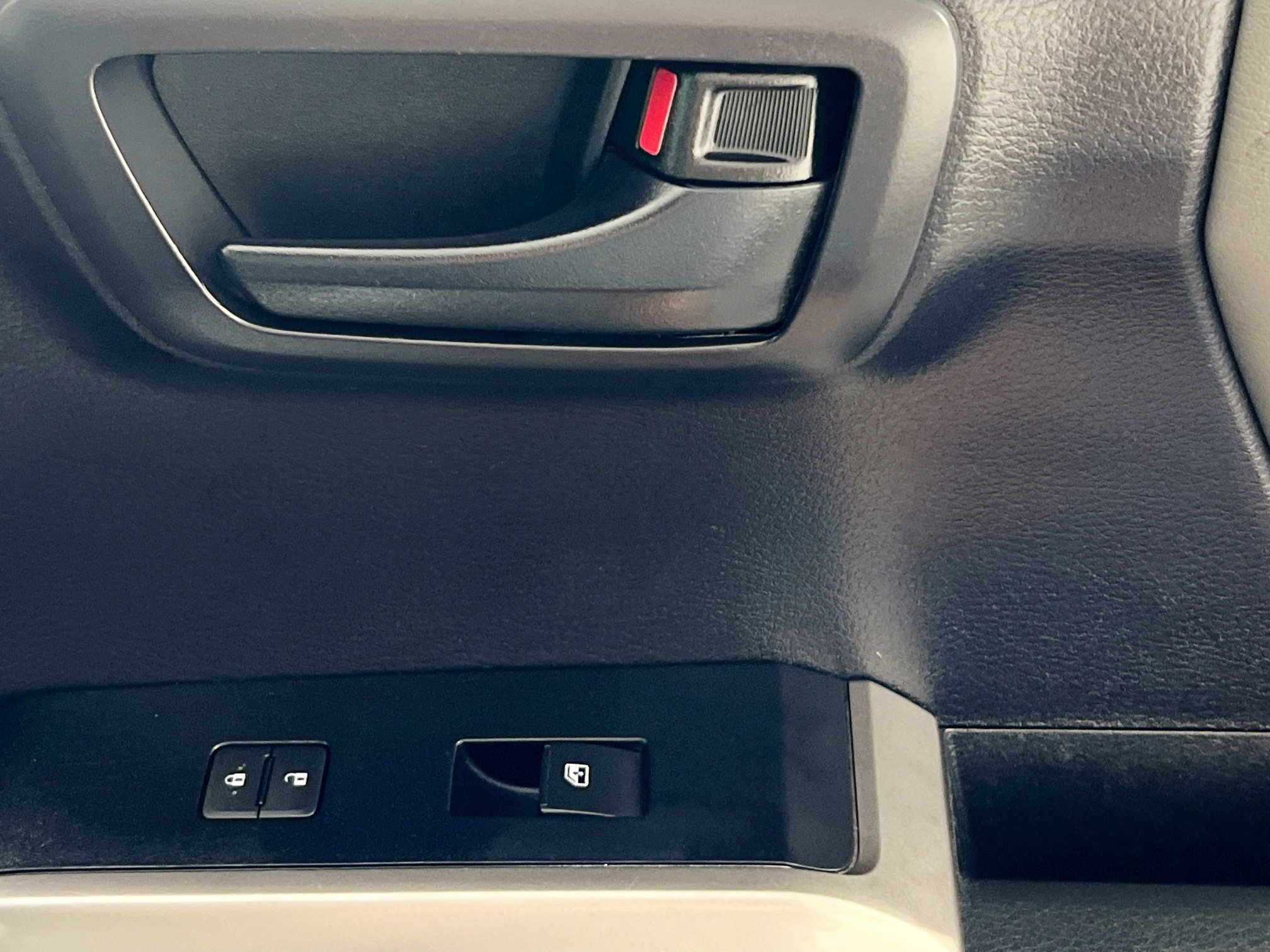 Used 2021 Toyota Tacoma SR5 image 31