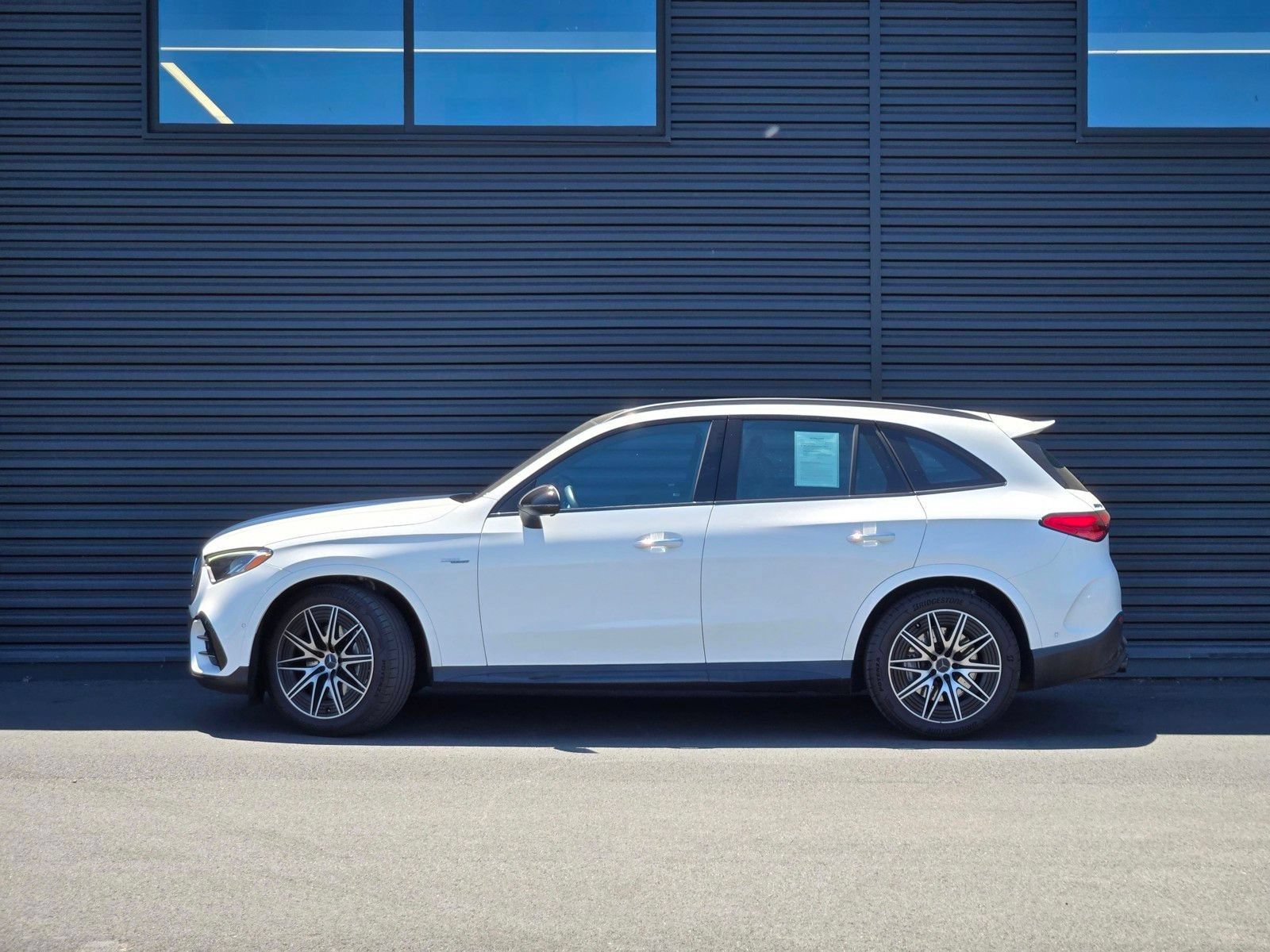 Used 2025 Mercedes-Benz GLC 43 AMG 4MATIC image 3