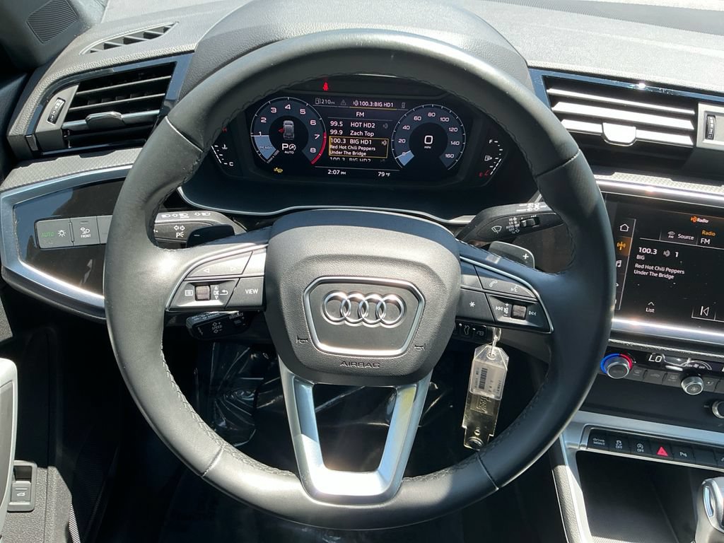 Used 2025 Audi Q3 2.0T Premium AWD/4WD image 19