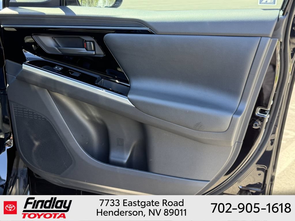 Certified 2024 Toyota bZ4X AWD w/ Weather Package image 16