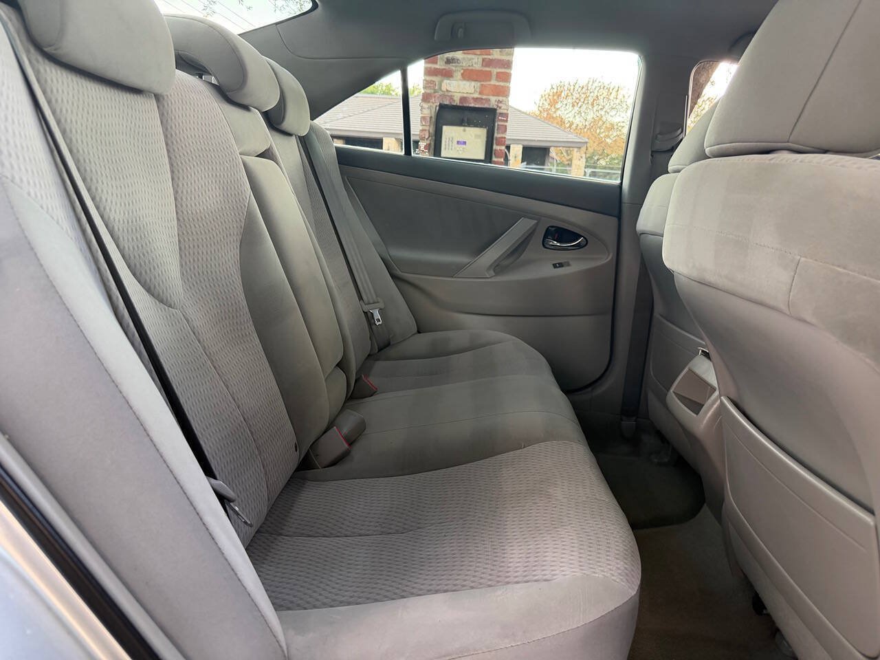Used 2011 Toyota Camry FWD image 15