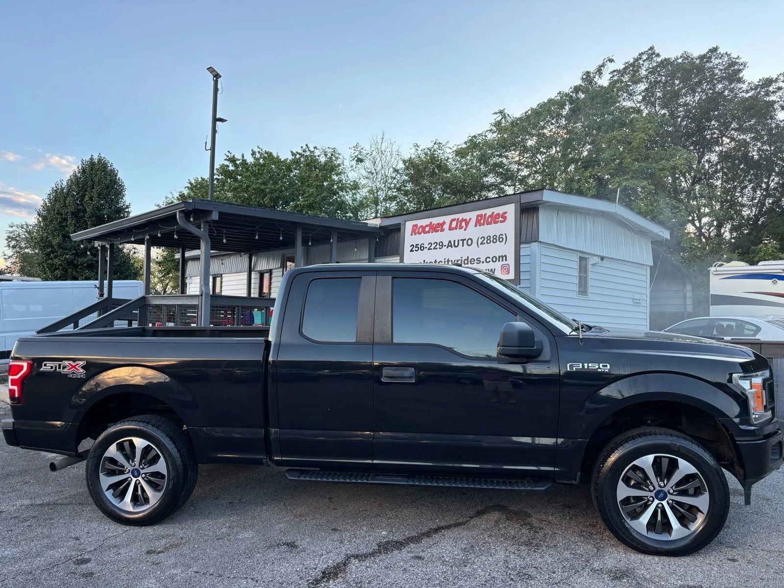 Used 2019 Ford F150 XL w/ Equipment Group 101A Mid image 2