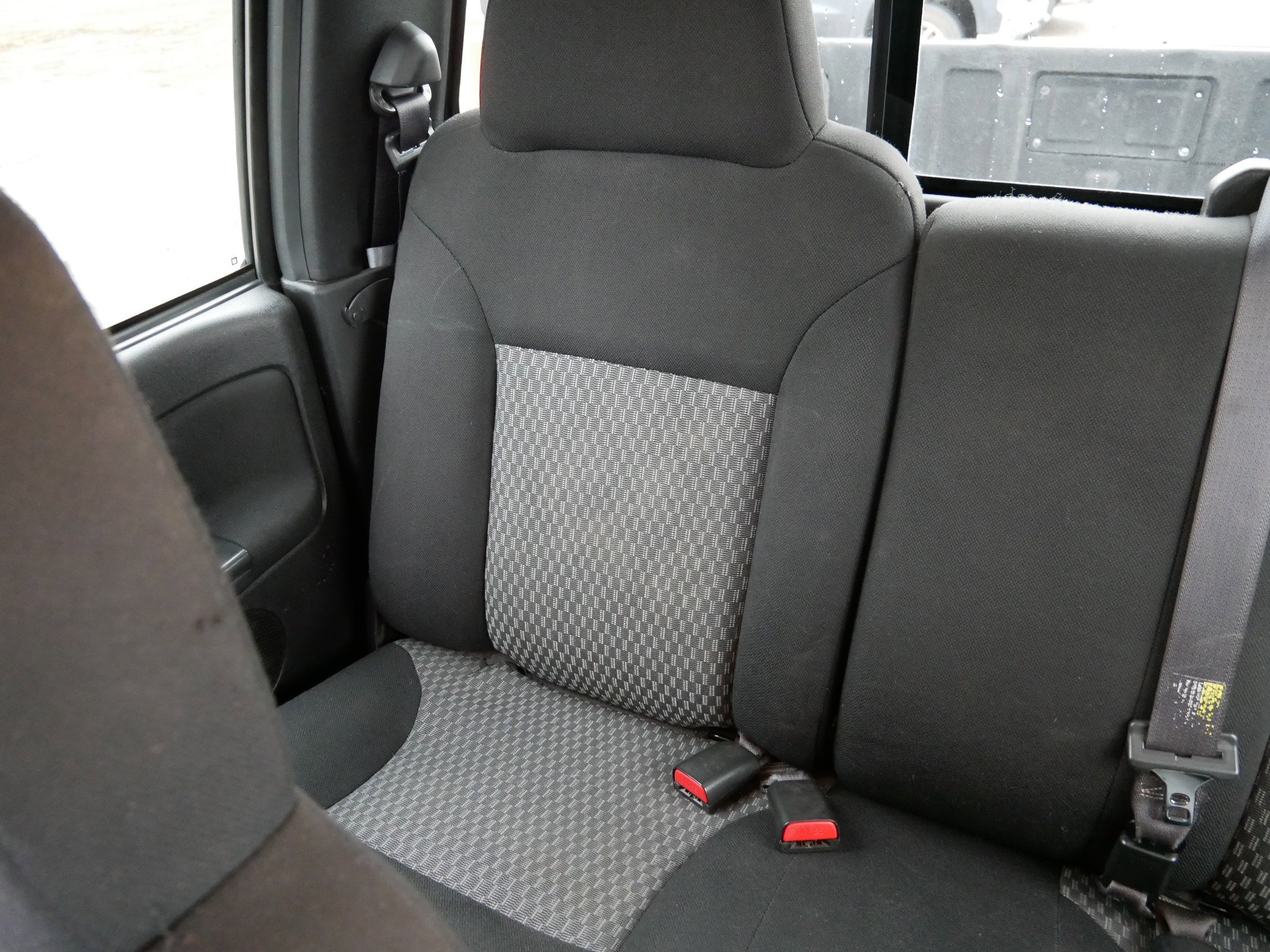 Used 2008 GMC Canyon SLE image 12