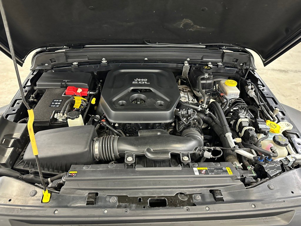 Used 2021 Jeep Wrangler Unlimited Sport image 32