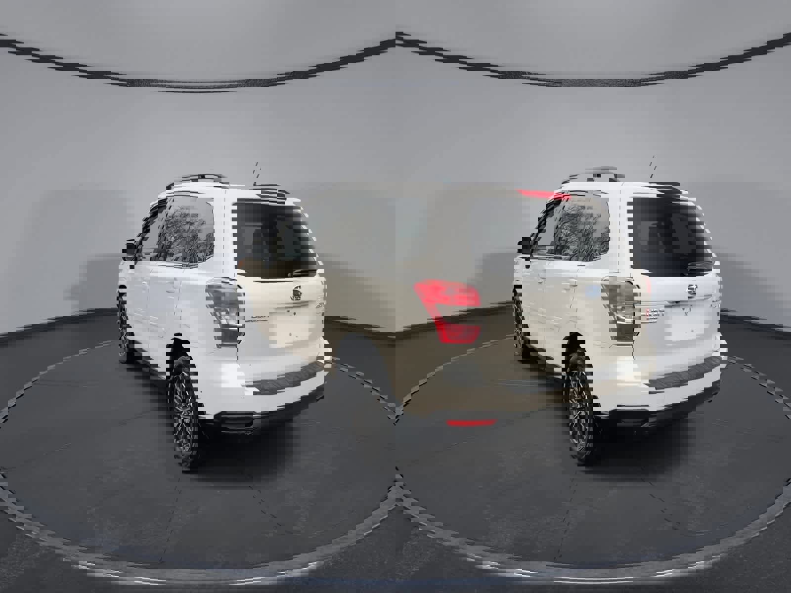 Used 2015 Subaru Forester 2.5i Premium w/ All-Weather Package image 6