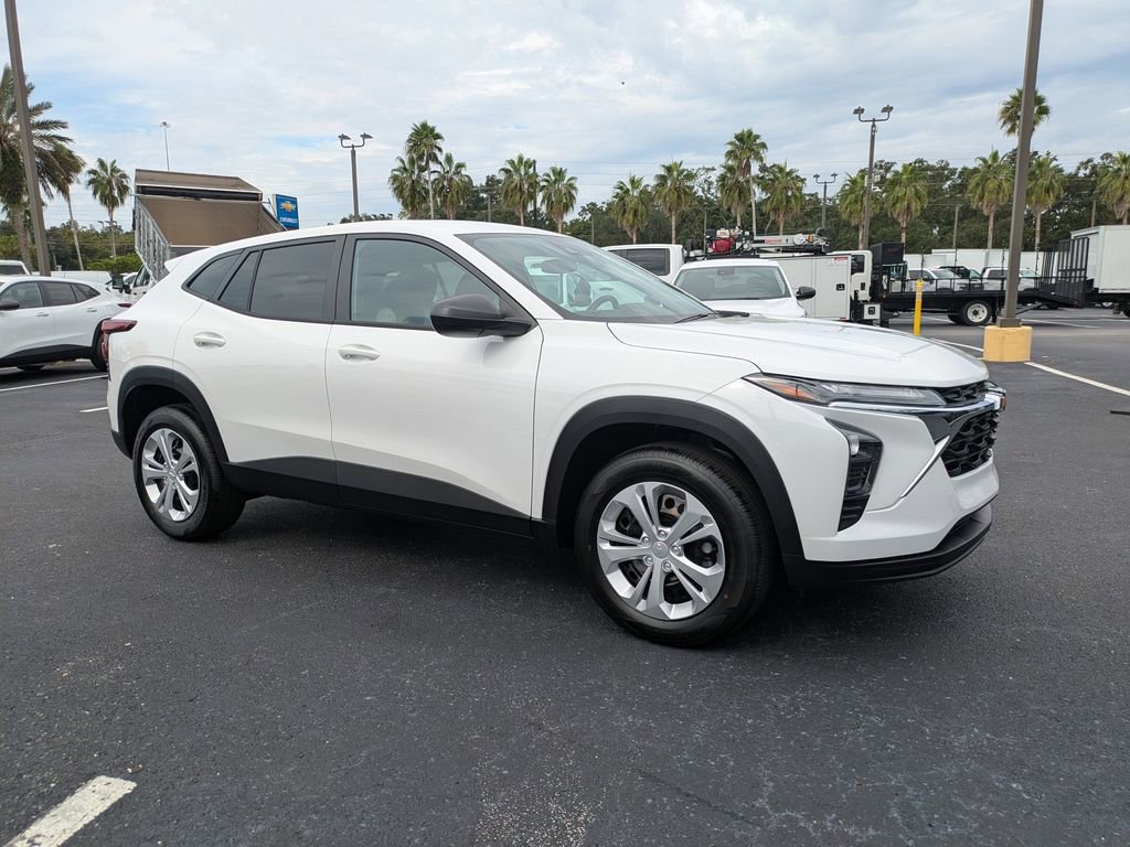 New 2026 Chevrolet Trax LS w/ Driver Confidence Package image 2