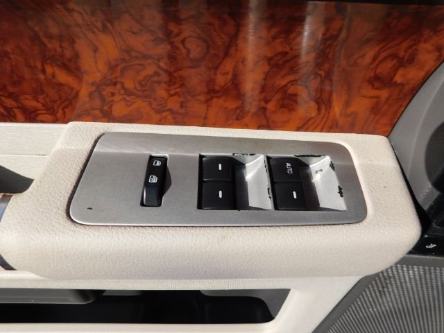 Used 2010 Ford Flex Limited image 11