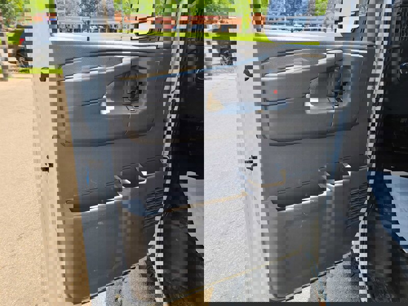 Used 2015 Chevrolet Express 2500 2500 3DR CARGO VAN /V8 image 7