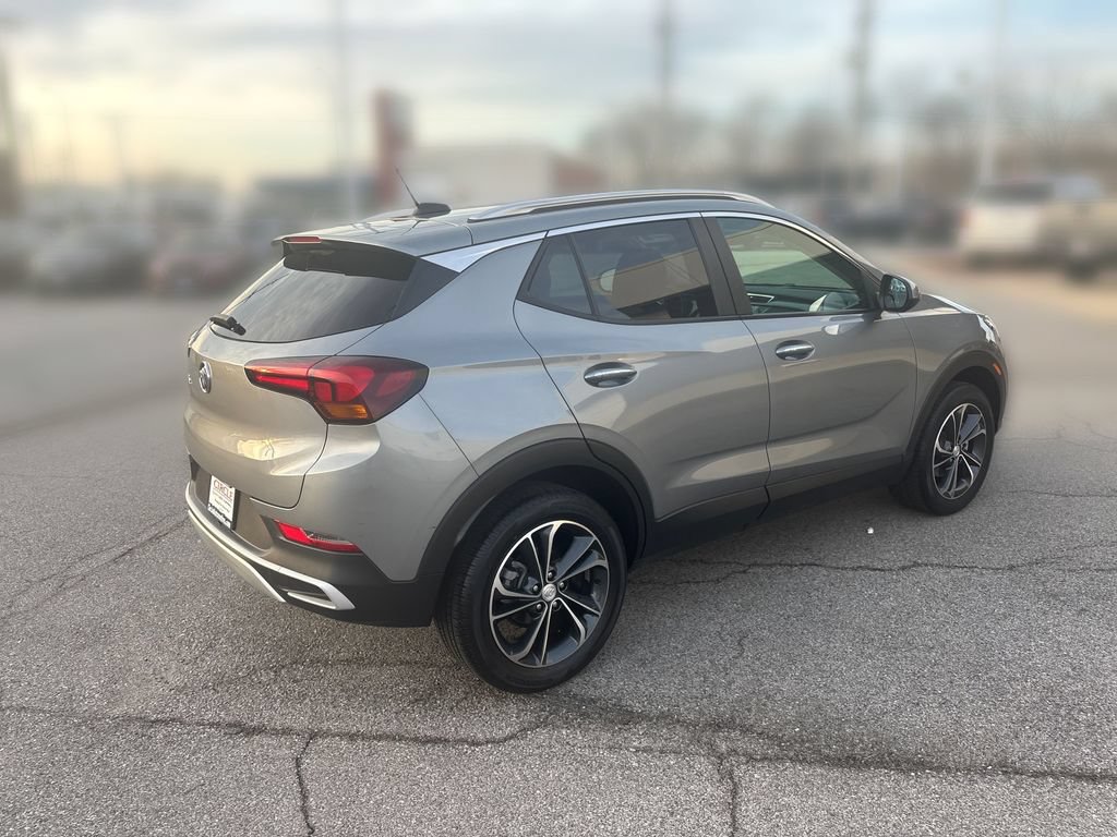 Used 2023 Buick Encore GX Select AWD/4WD image 8