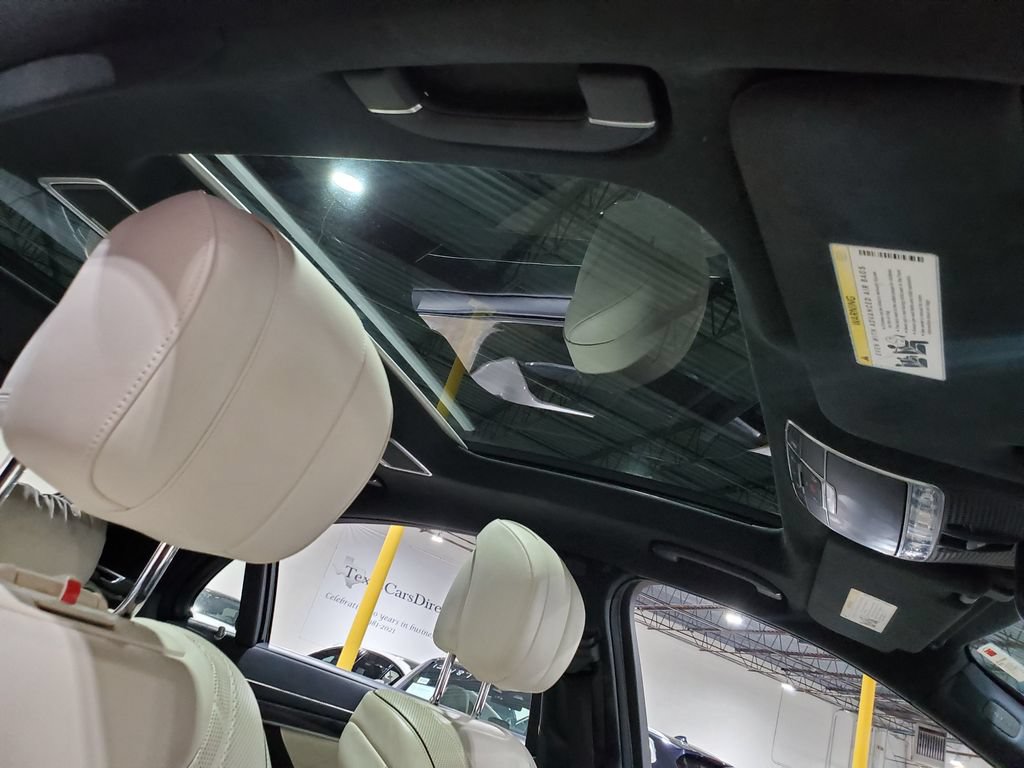 Used 2017 Mercedes-Benz S 550 4MATIC Sedan image 16
