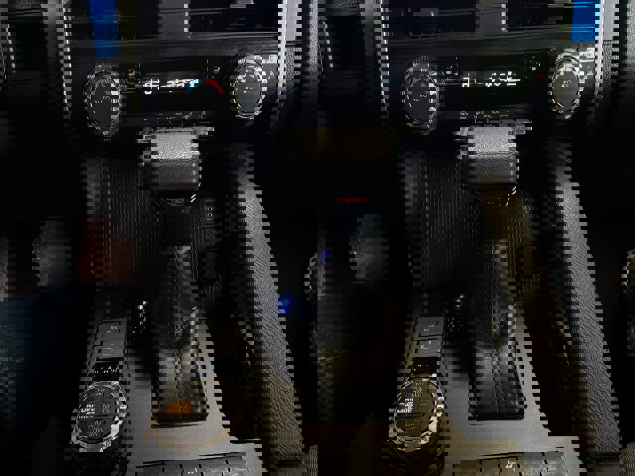 Used 2025 Toyota Tacoma TRD Off-Road AWD/4WD image 23