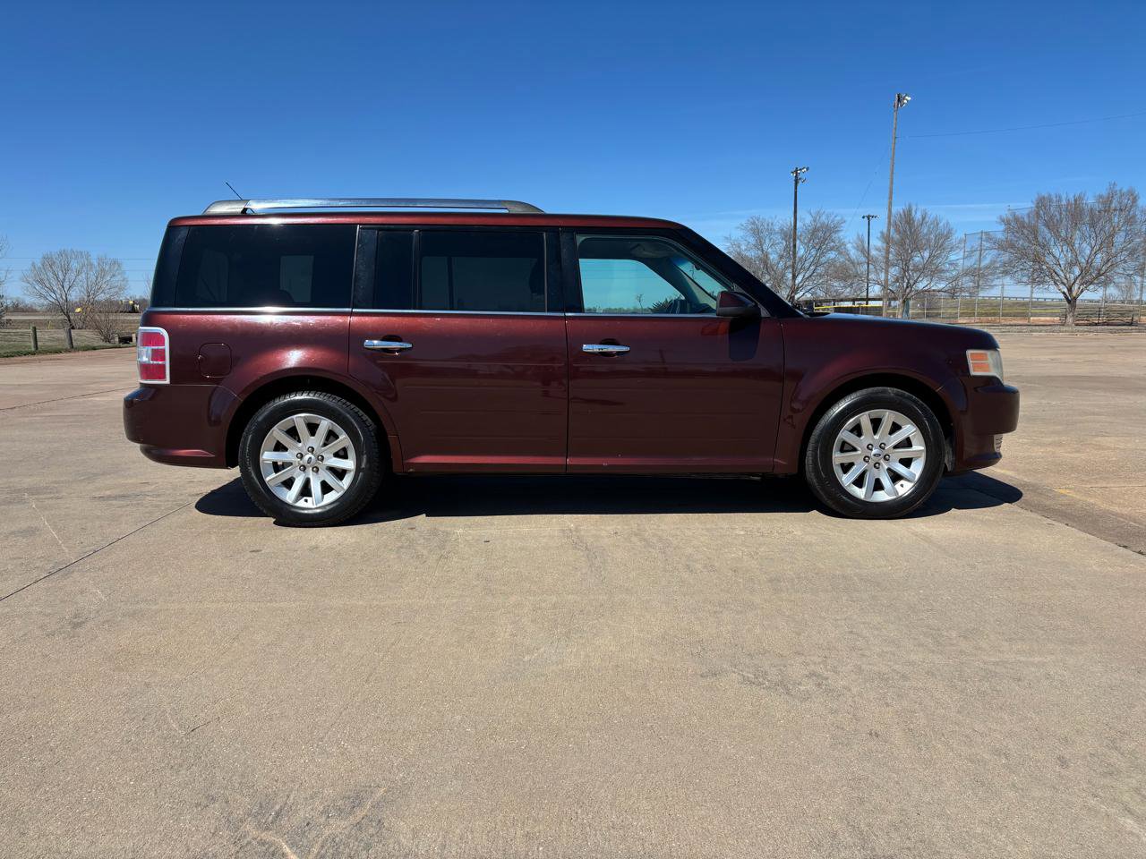 Used 2009 Ford Flex SEL image 21
