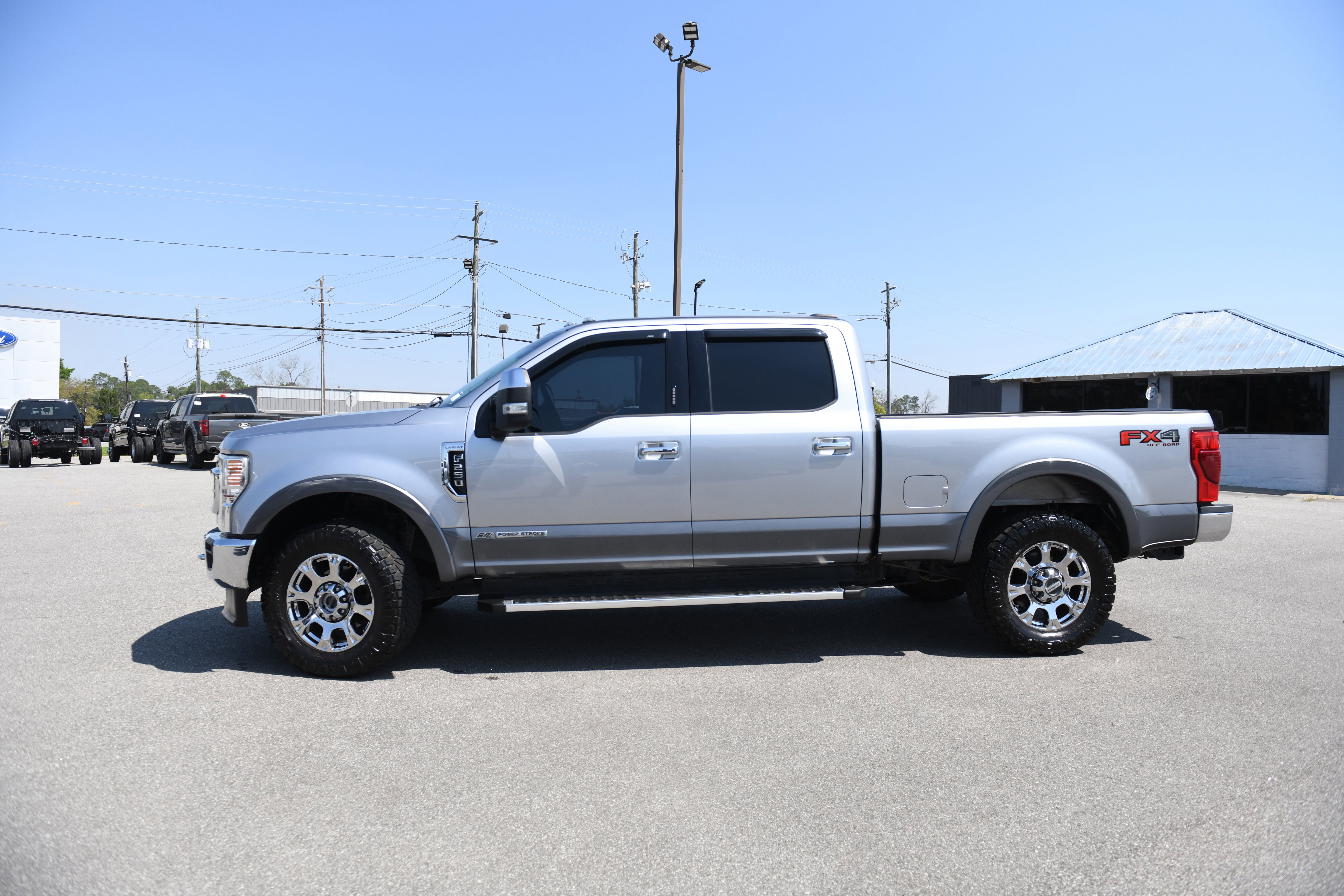 Used 2022 Ford F250 Lariat w/ Lariat Ultimate Package image 12