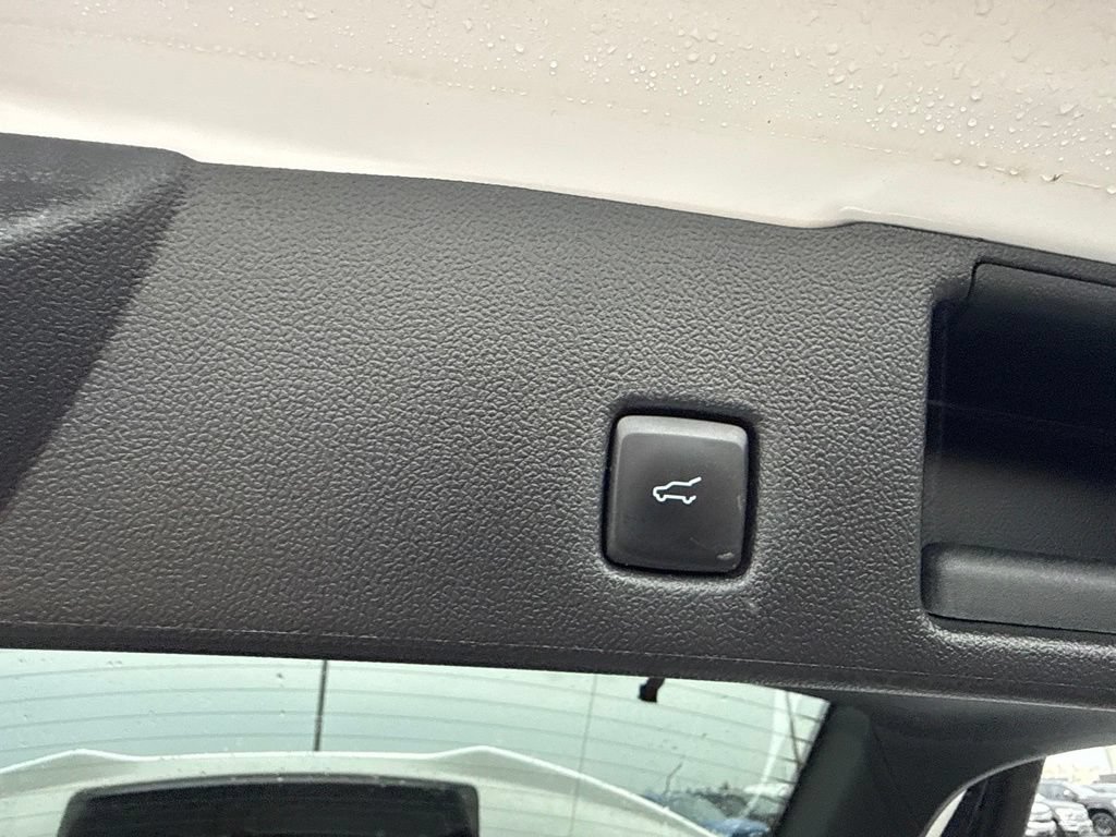 Used 2023 Ford Escape ST-Line AWD/4WD image 10