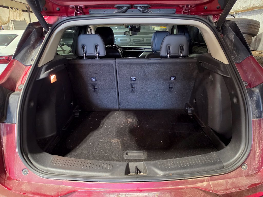 Used 2023 Buick Encore GX Select w/ Experience Buick Package FWD image 8