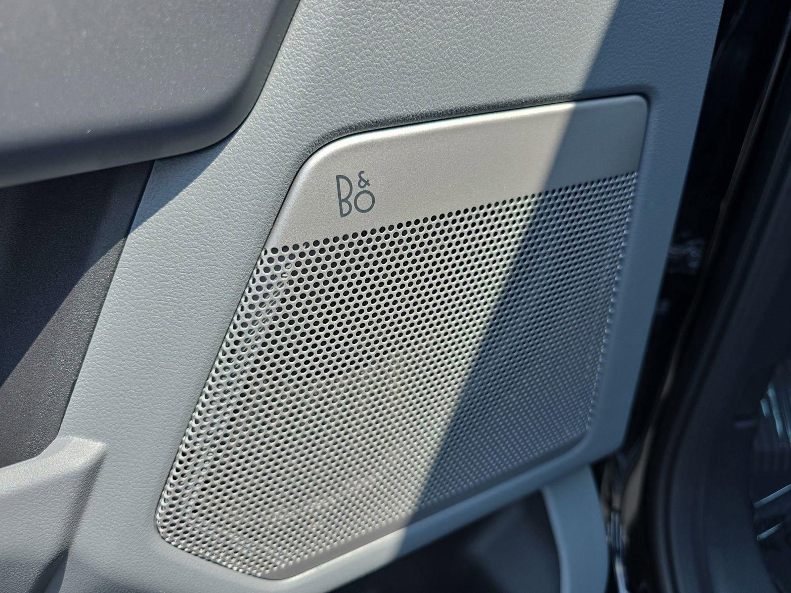 New 2025 Ford F150 Lightning Flash image 27