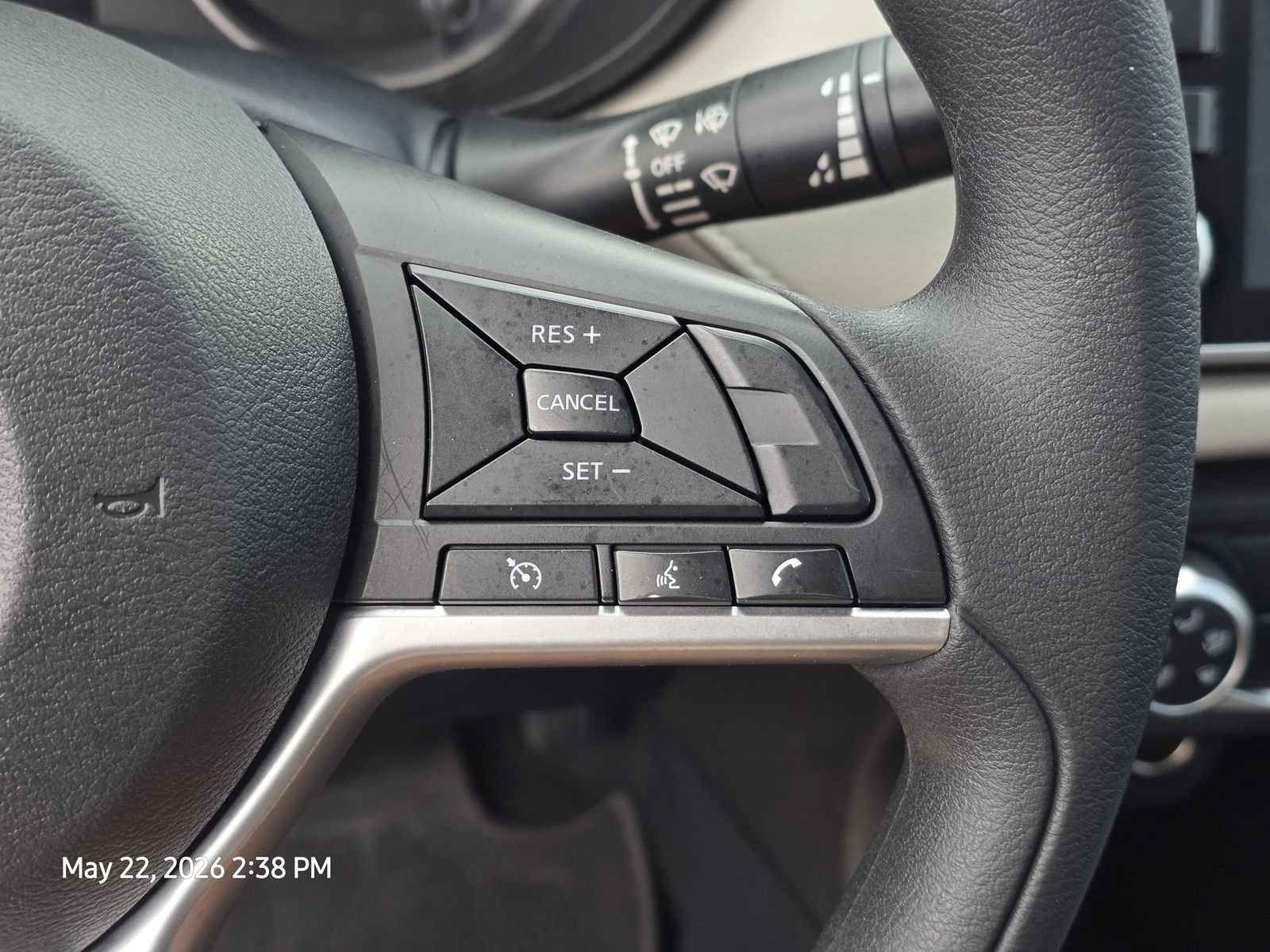 Used 2021 Nissan Versa SV FWD image 25