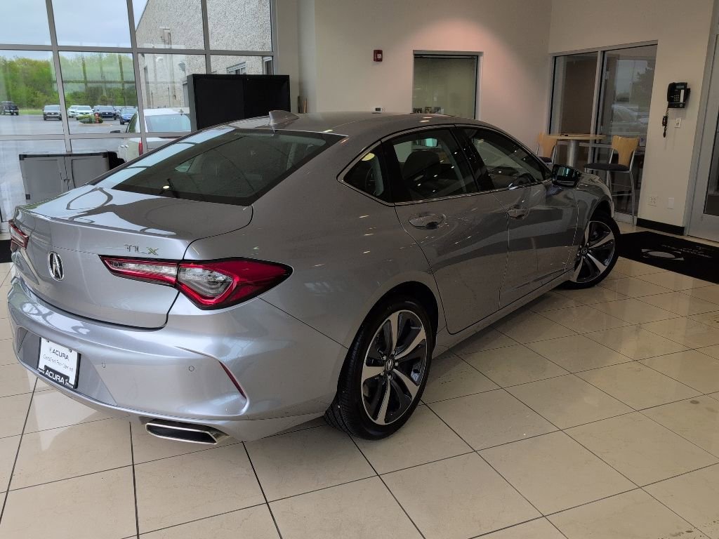 Certified 2025 Acura TLX w/ Technology Package FWD image 5