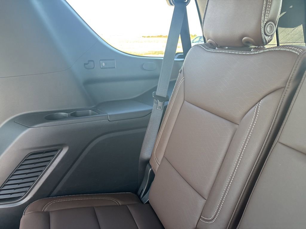 Used 2023 Chevrolet Tahoe High Country w/ LPO, Illumination Package image 41