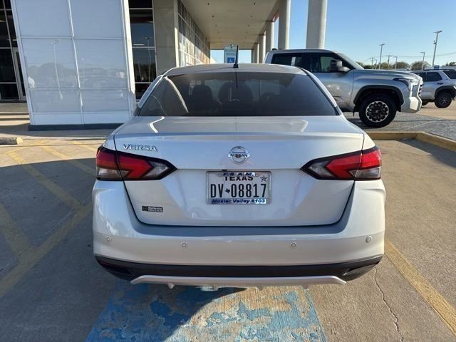 Used 2021 Nissan Versa S image 6