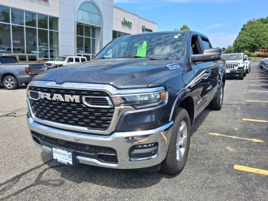 Used 2025 RAM 1500 Big Horn AWD/4WD image 4