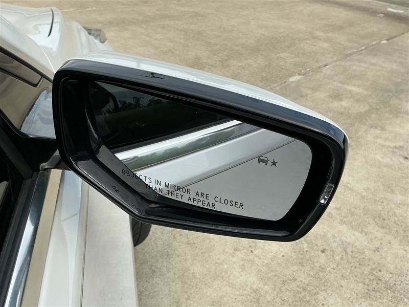 Used 2019 Cadillac CTS Luxury RWD image 16