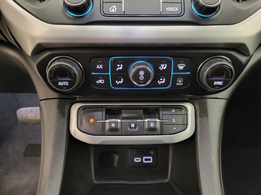 Certified 2023 GMC Acadia SLT image 37