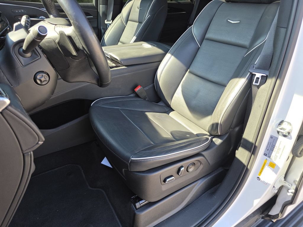 Used 2023 Cadillac Escalade Sport w/ Touring Package AWD/4WD image 19