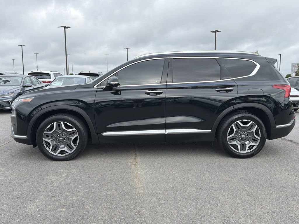 Used 2021 Hyundai Santa Fe Limited FWD image 2