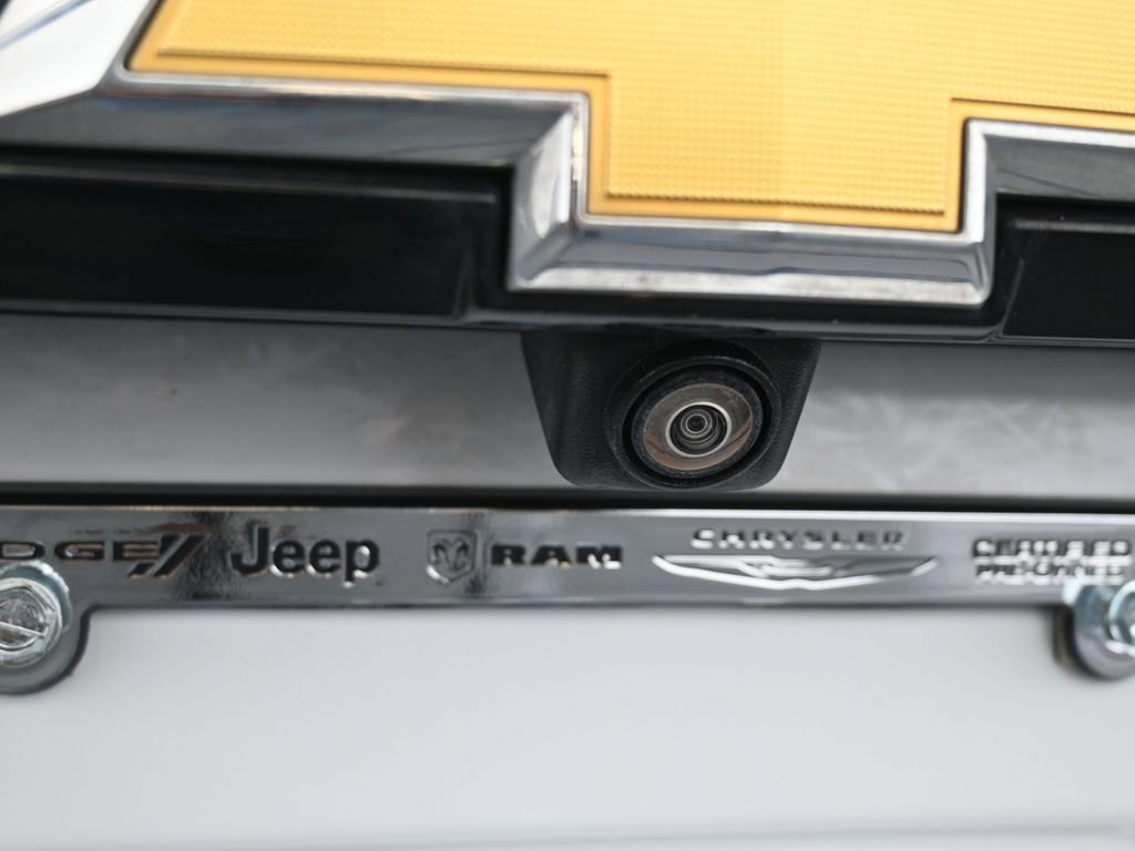 Used 2023 Chevrolet Traverse LT image 31