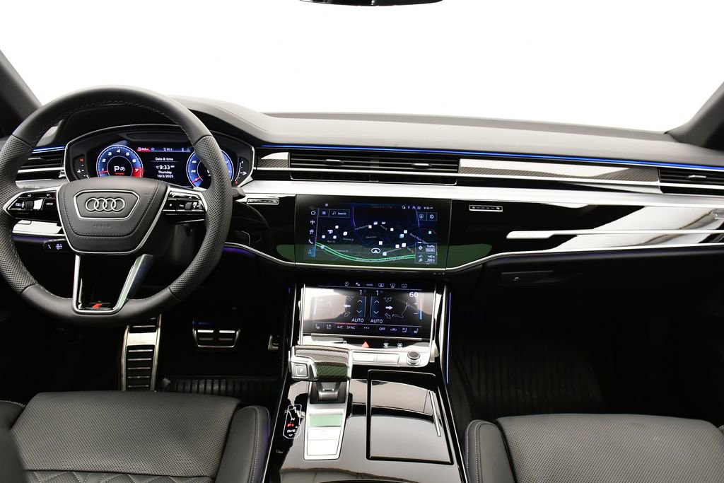 Used 2025 Audi S8 image 17