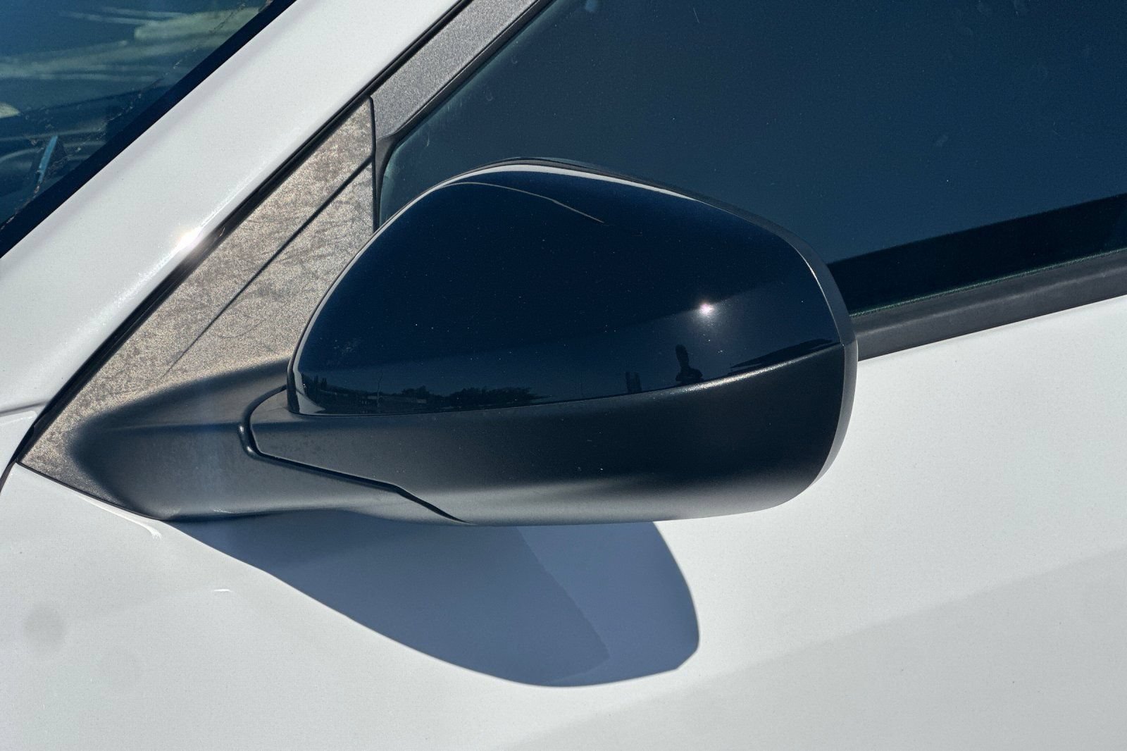 Used 2024 Chevrolet Trax RS w/ Sunroof Package FWD image 50