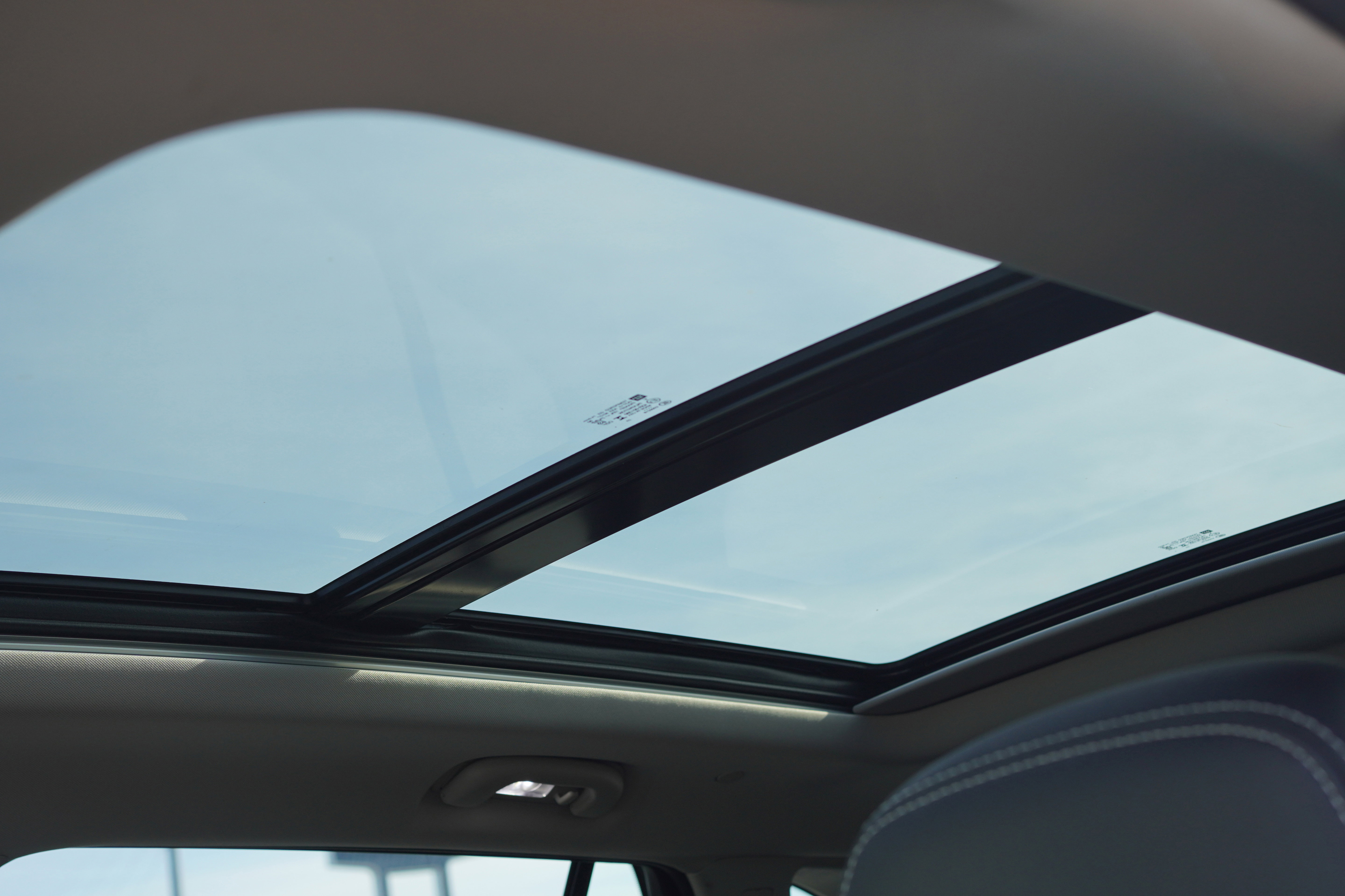 Used 2024 GMC Terrain Denali w/ Denali Premium Package image 48