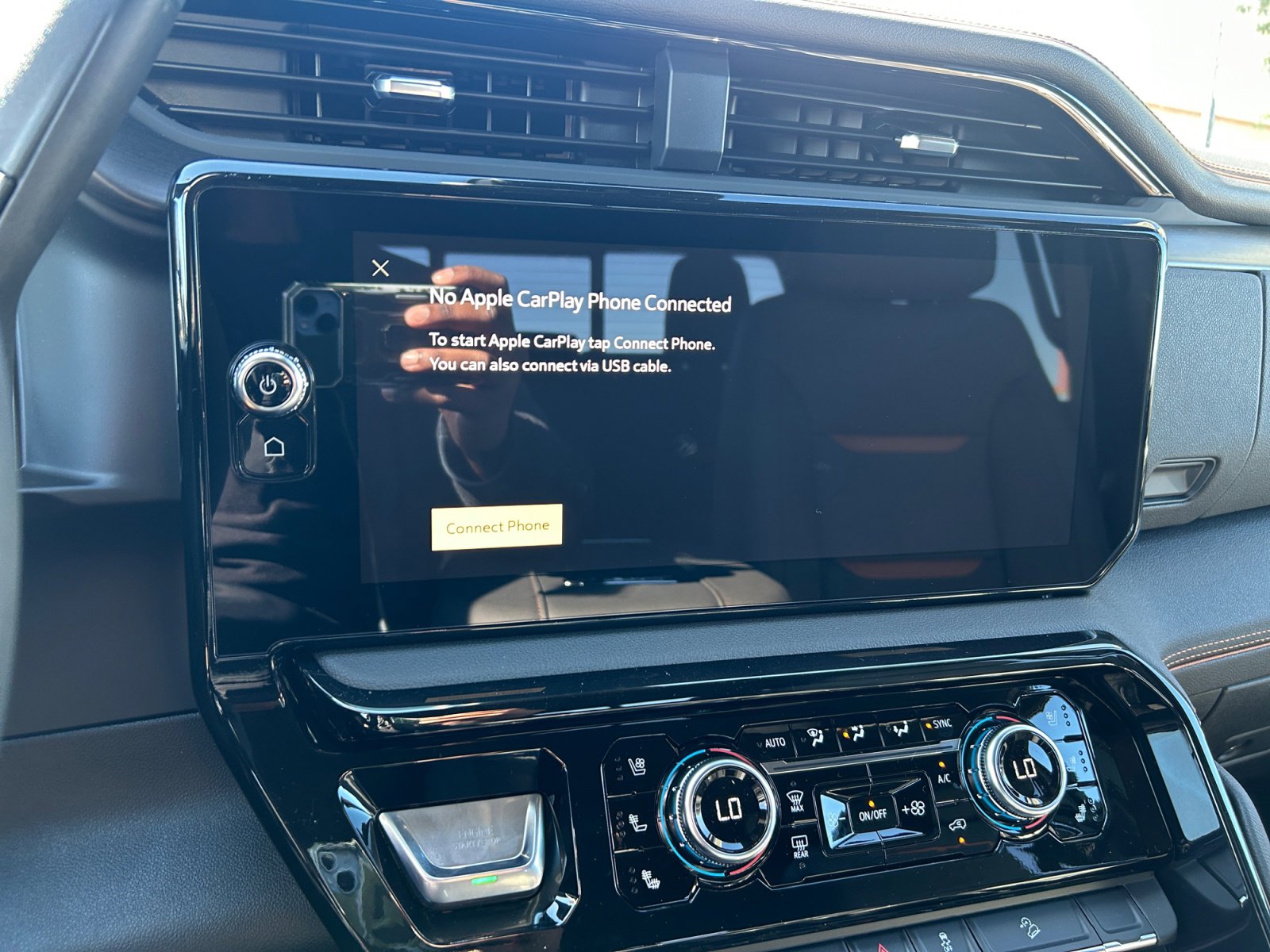 New 2026 GMC Sierra 2500 AT4 w/ AT4 Premium Plus Package image 16