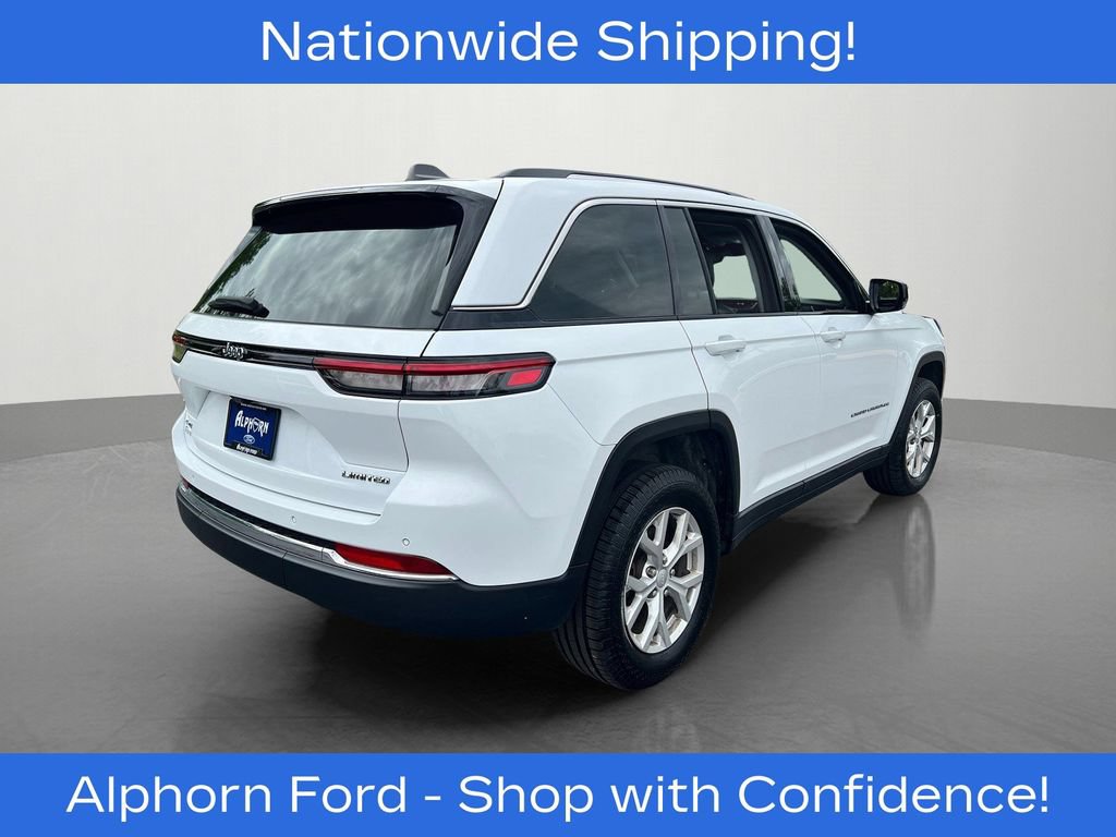 Used 2023 Jeep Grand Cherokee Limited AWD/4WD image 3