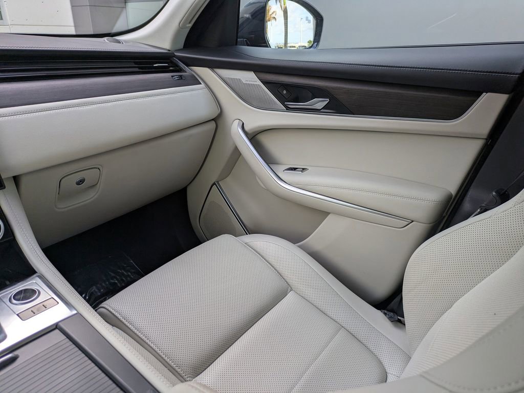 Used 2021 Jaguar F-PACE S image 19