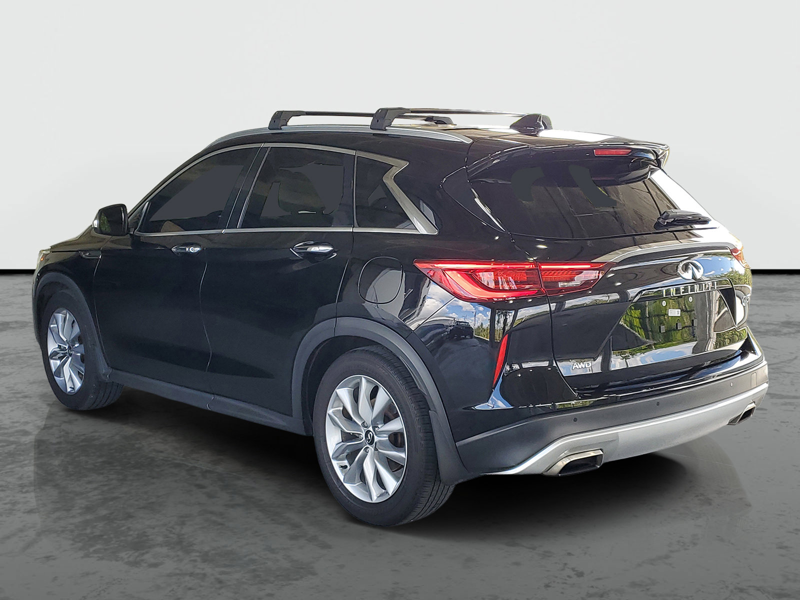 Used 2021 INFINITI QX50 Luxe w/ Cargo Package AWD/4WD image 3