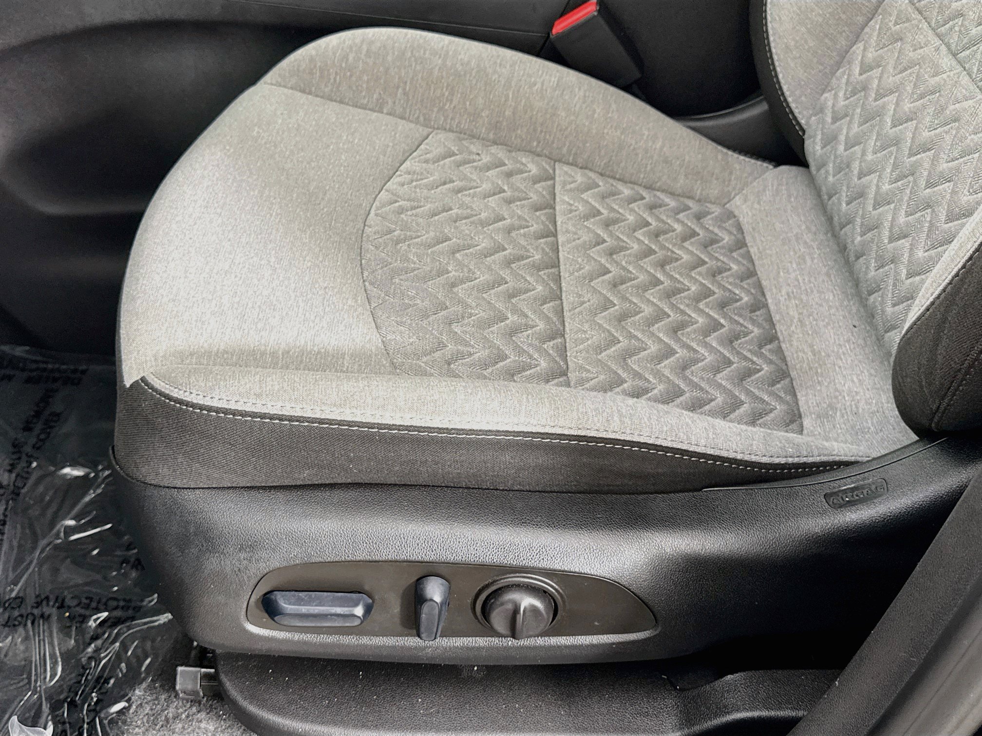 Used 2023 Chevrolet Equinox LS w/ LS Convenience Package FWD image 22